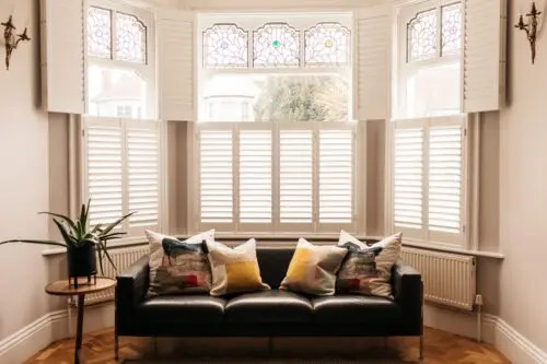 A Guide to Finding the Right Bay Window Shutters and Blinds